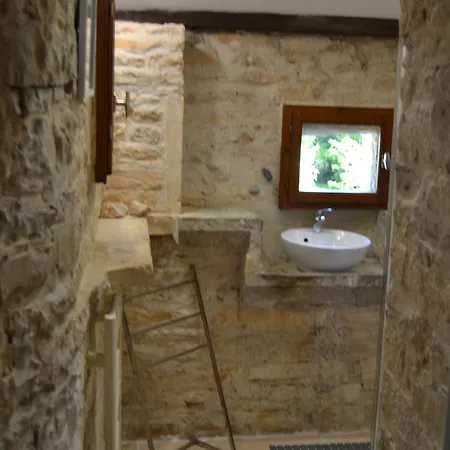 Les Vignes Hautes בית נופש